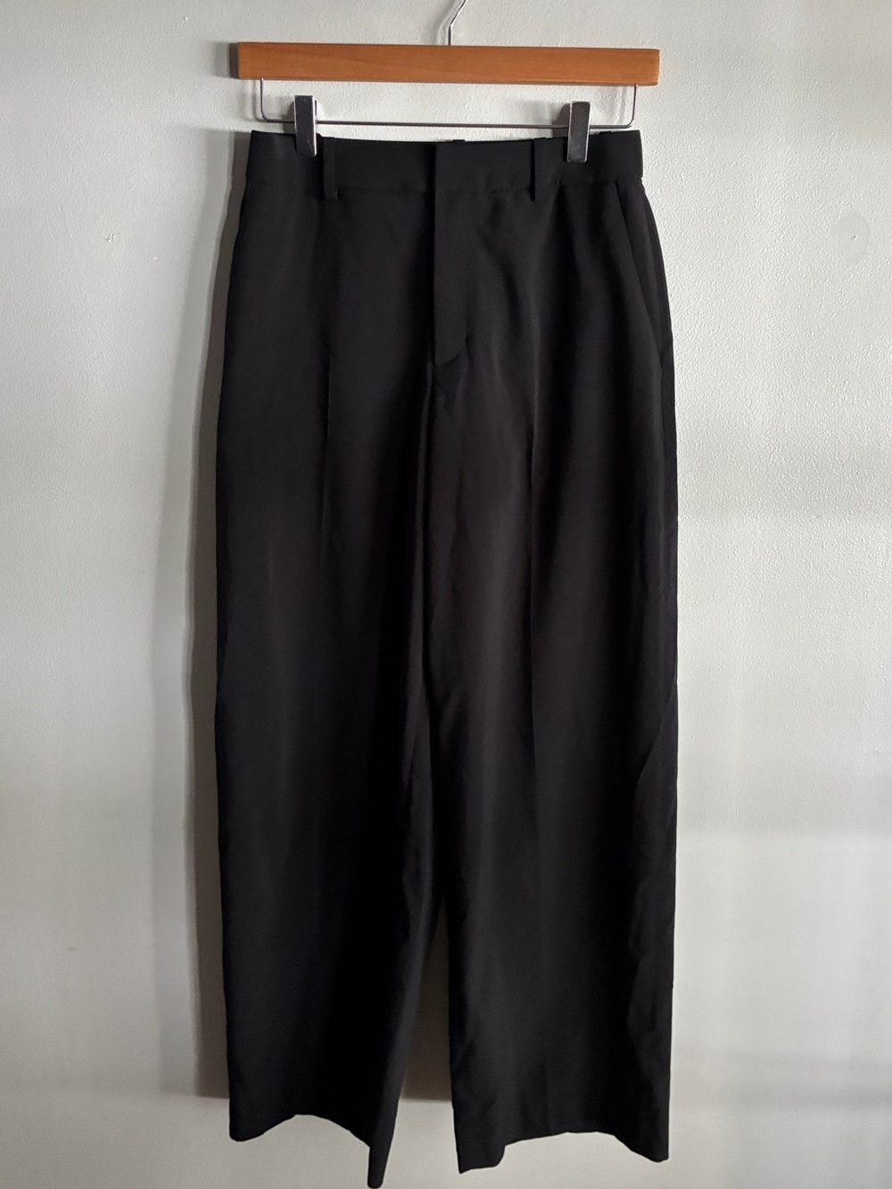 UNIQLO Black High Rise Straight Leg Trousers XS Minimalist Office Dress Pants